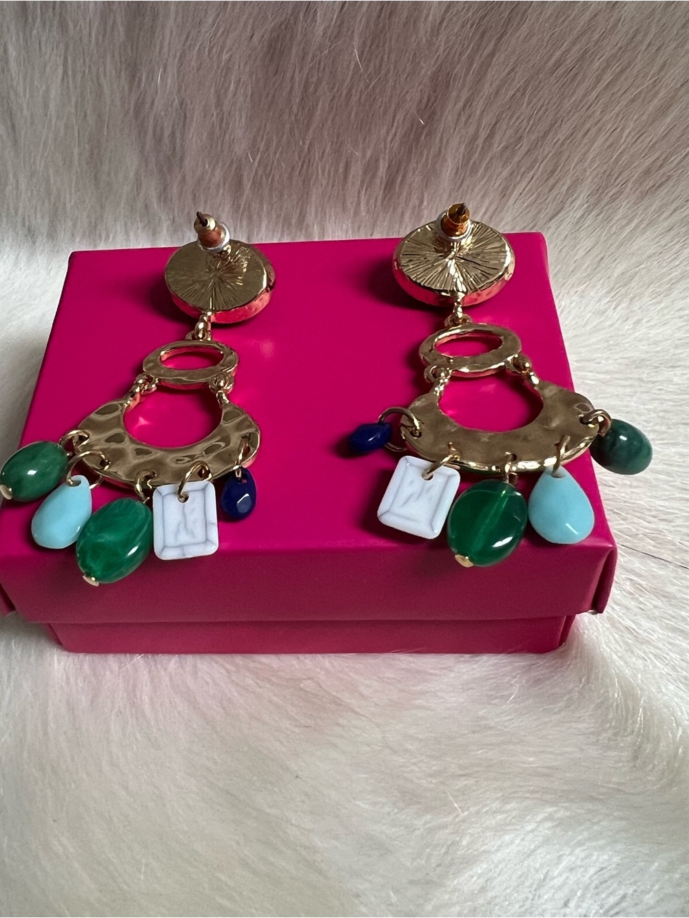 Beautiful Avon dangles - Picture 2 of 4